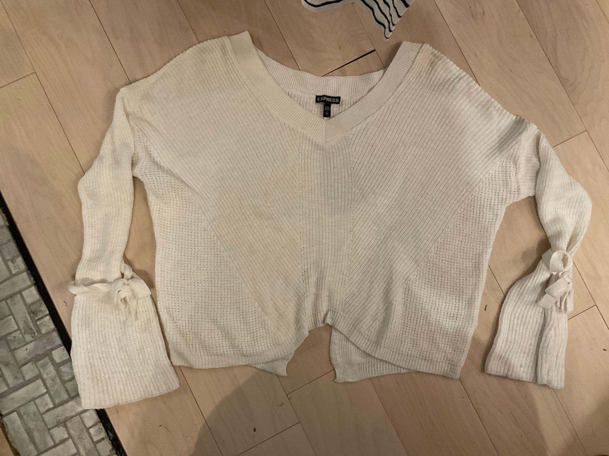 White Express Sweater S