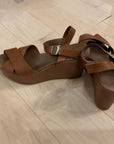 BROWN ERIC MICHAEL SANDAL 7.5
