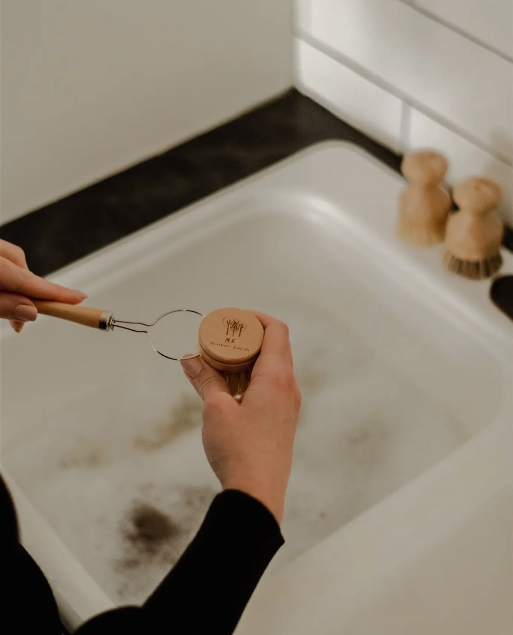 ME Mother Earth Kitchen Dish Brush