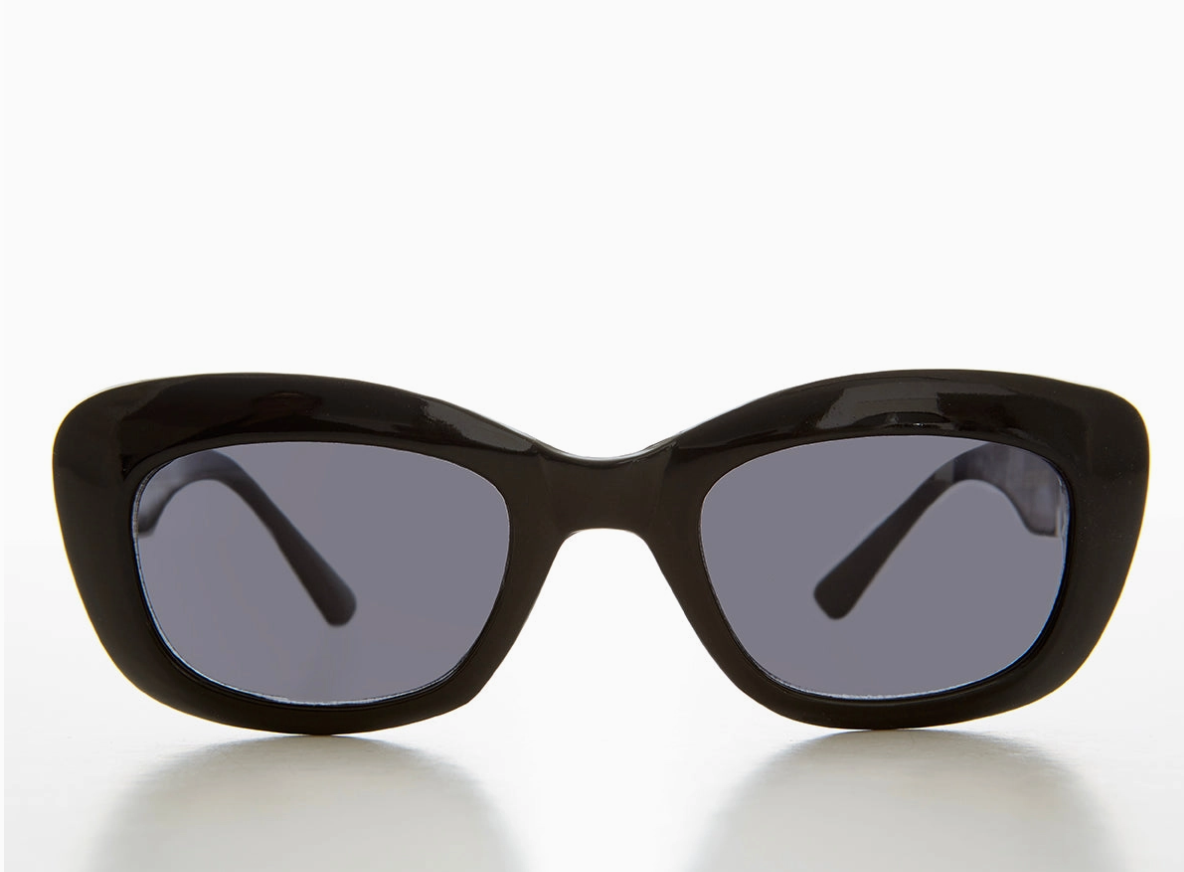 Sunglass Museum - Angular Cat Eye Sunglass