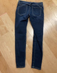 DARK DENIM CABI SKINNY JEANS 8