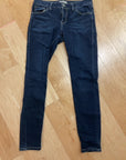 DARK DENIM CABI SKINNY JEANS 8