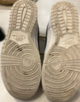 SILVER NIKE SNEAKERS 9.5