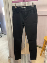 Load image into Gallery viewer, {{ClientCode}} BLACK EXPRESS JEANS, 2
