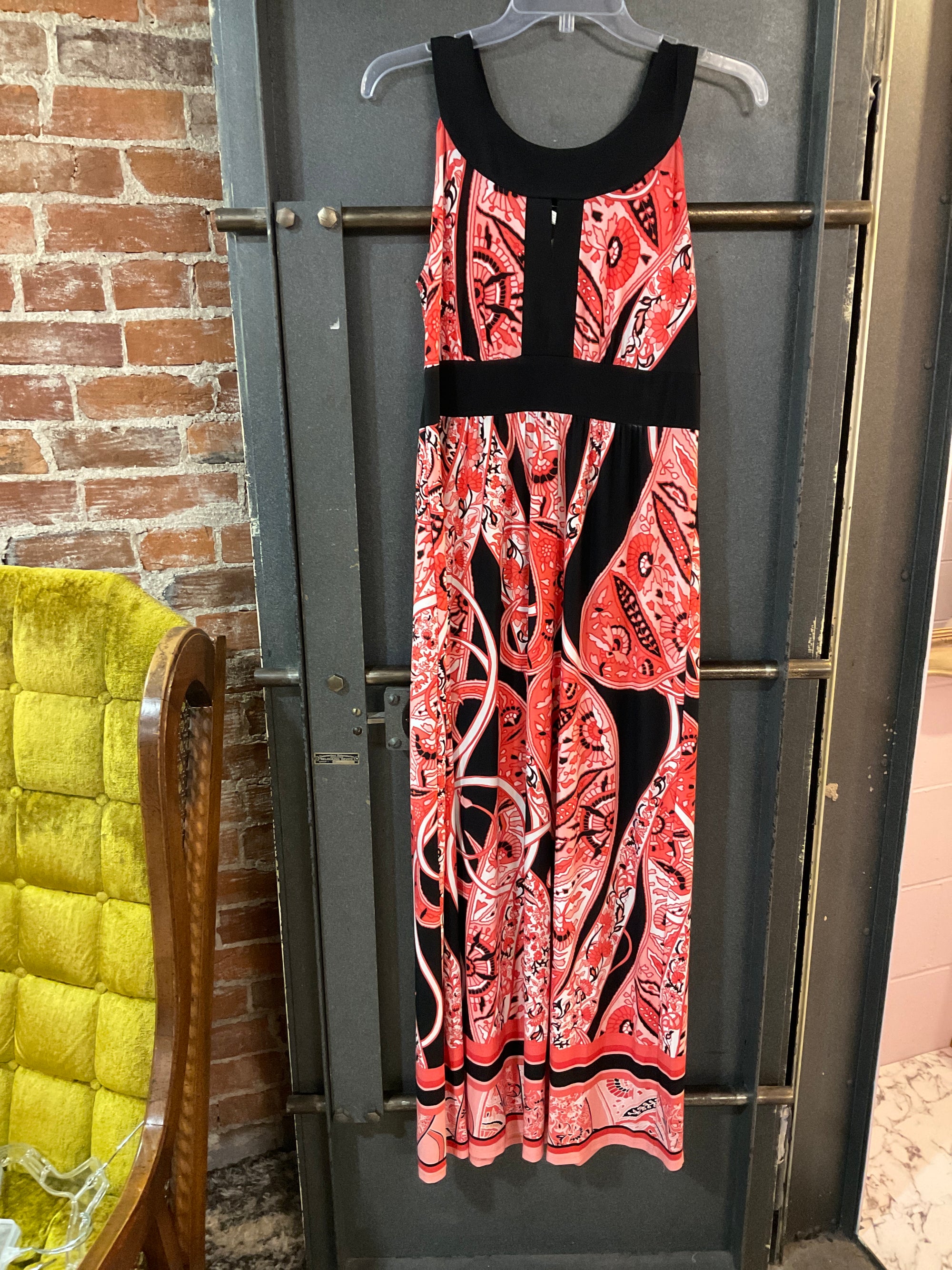 MULTI INTRIGUING THREADS DRESS 10