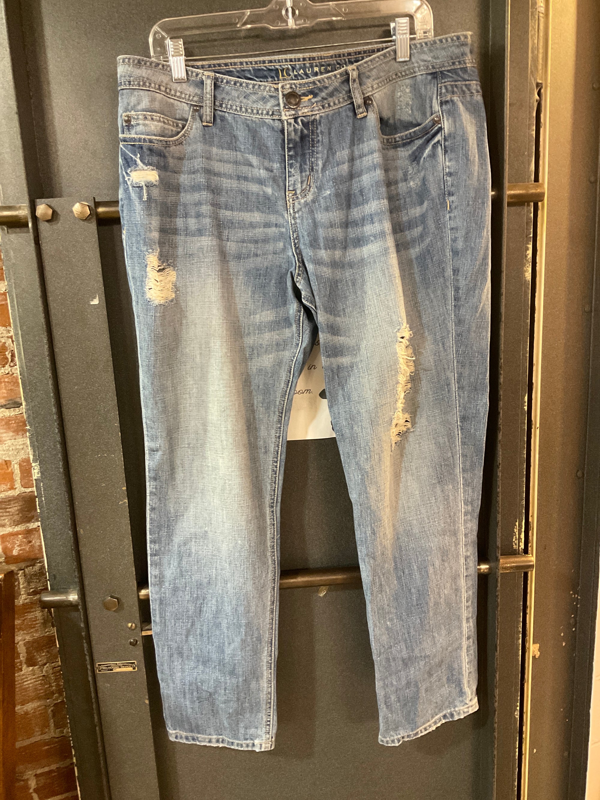 LIGH WASH LAUREN CONRAD DENIM 16