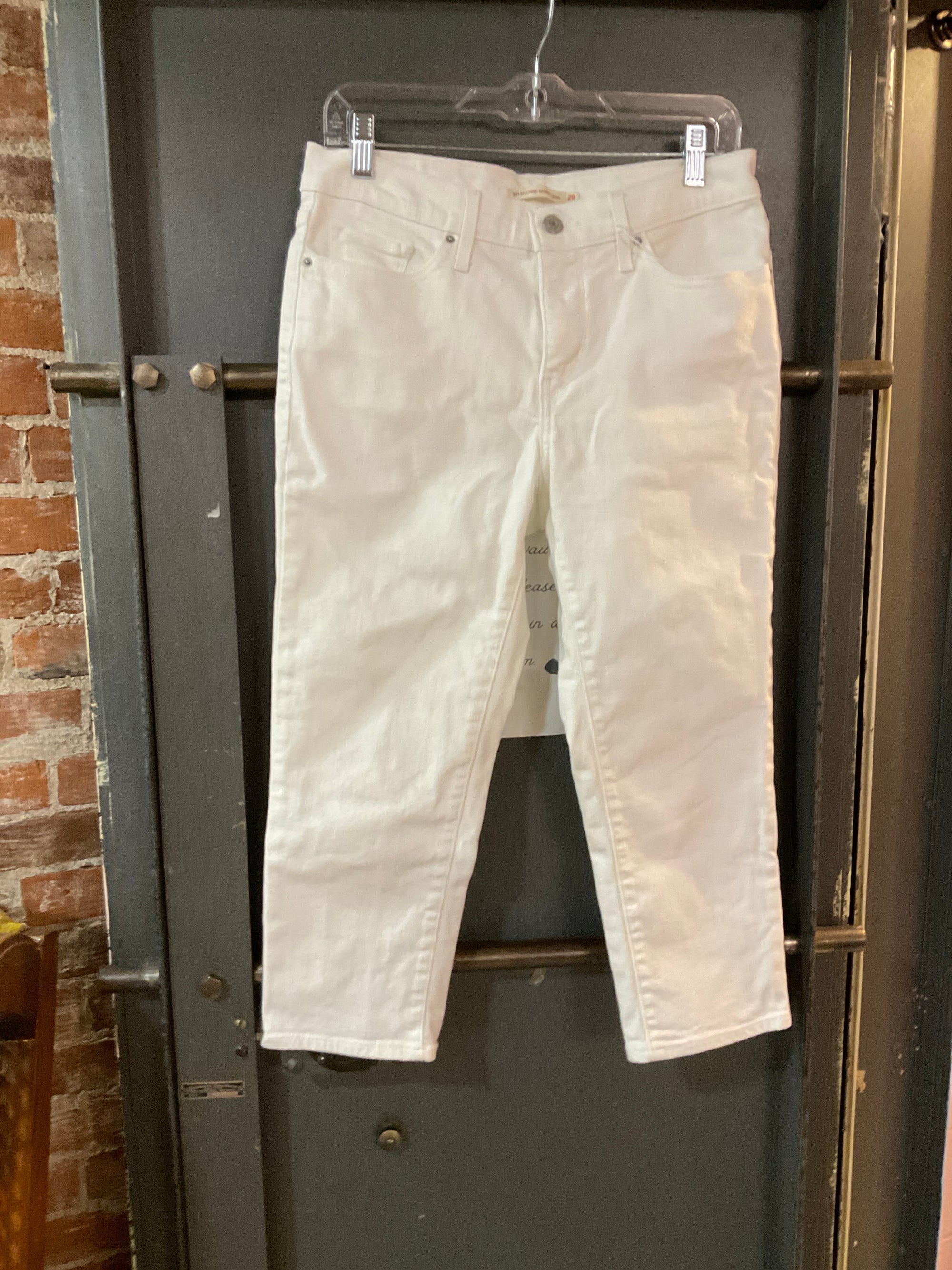 WHITE LEVI PANTS 8