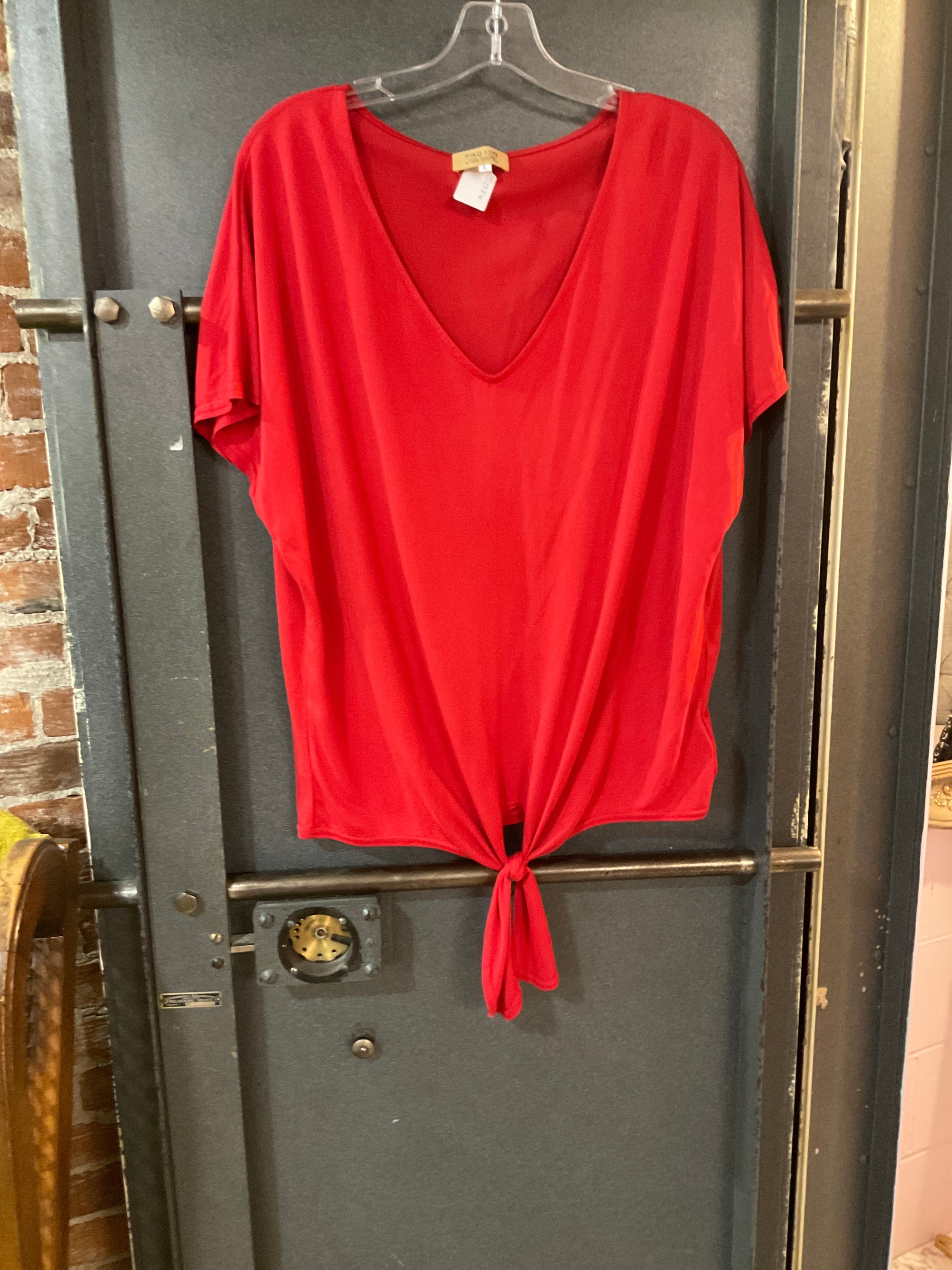 RED PIKO SHORT SLEEVE SHIRT L