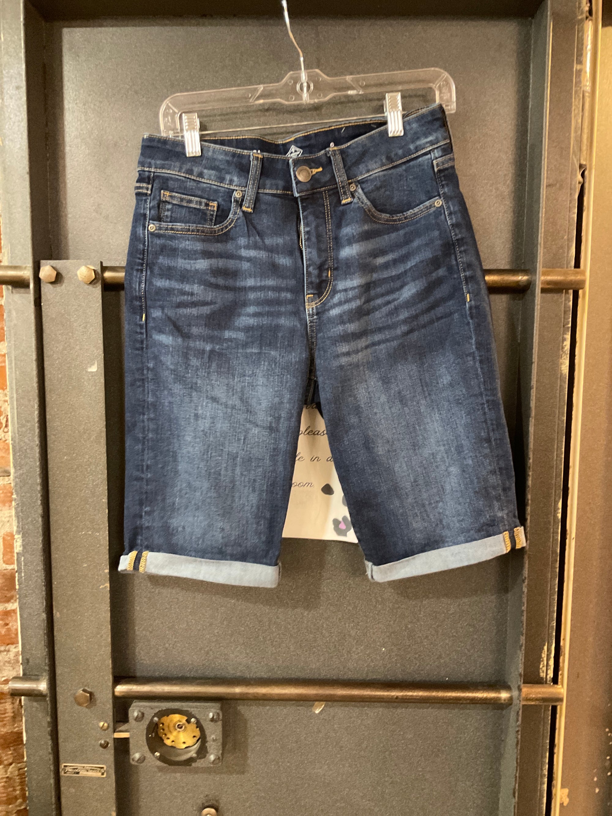 DARK WASH ST JOHNS BAY SHORTS 6