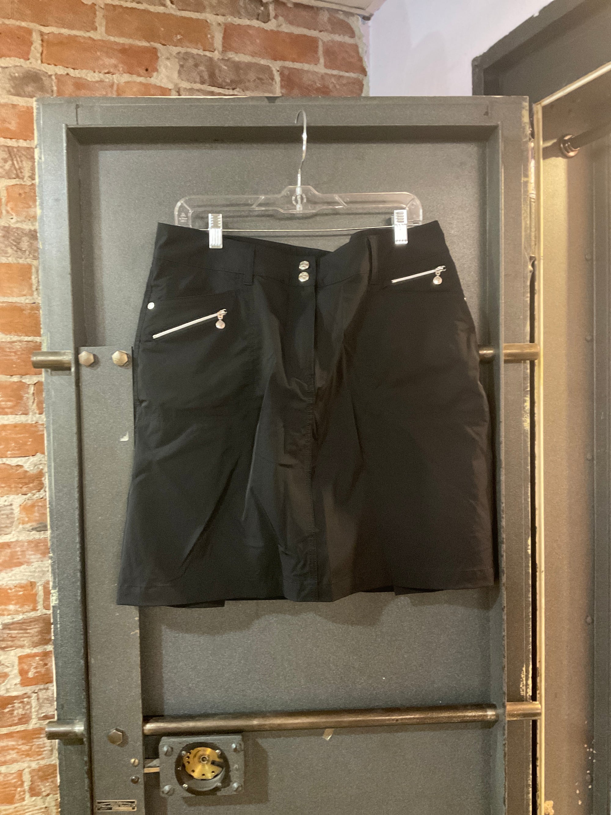 BLACK Daily Sports SKIRT 12