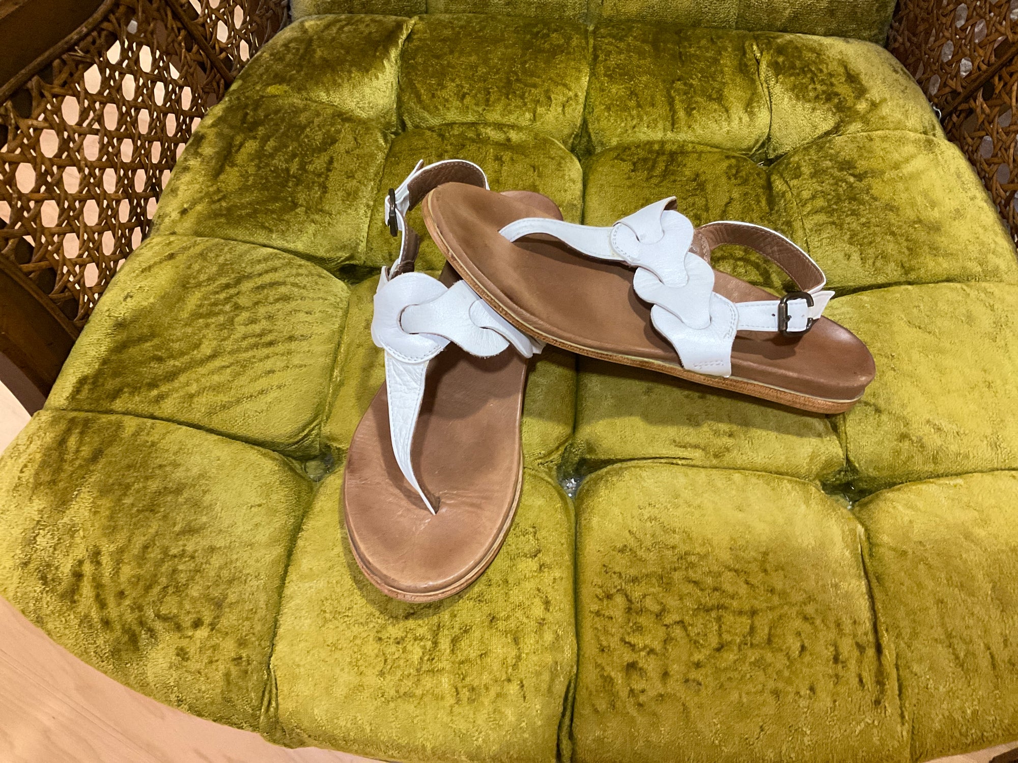 WHITE BUENO SANDAL 7.5