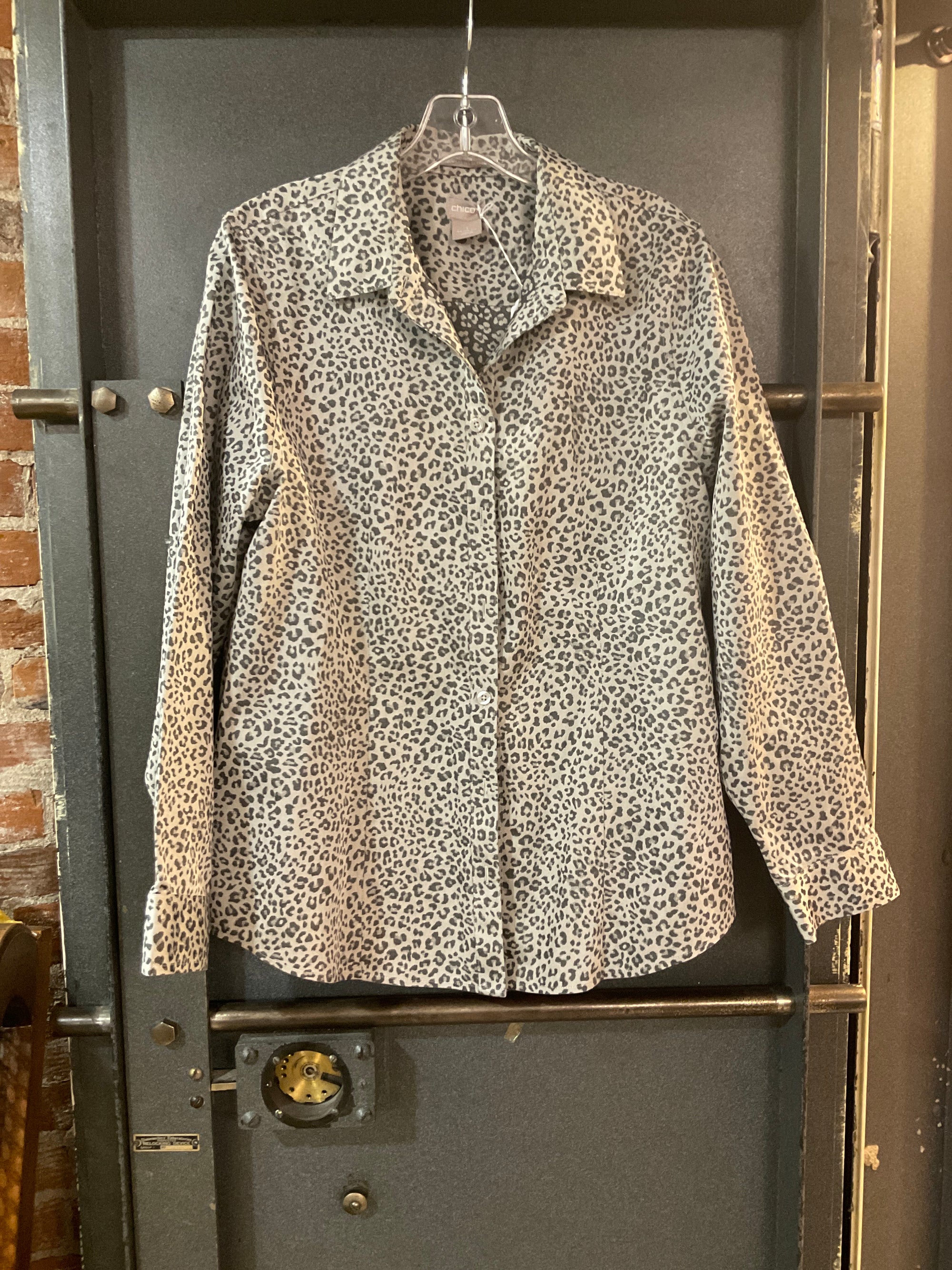 LEOPARD CHICOS LONG SLEEVE SHIRT M