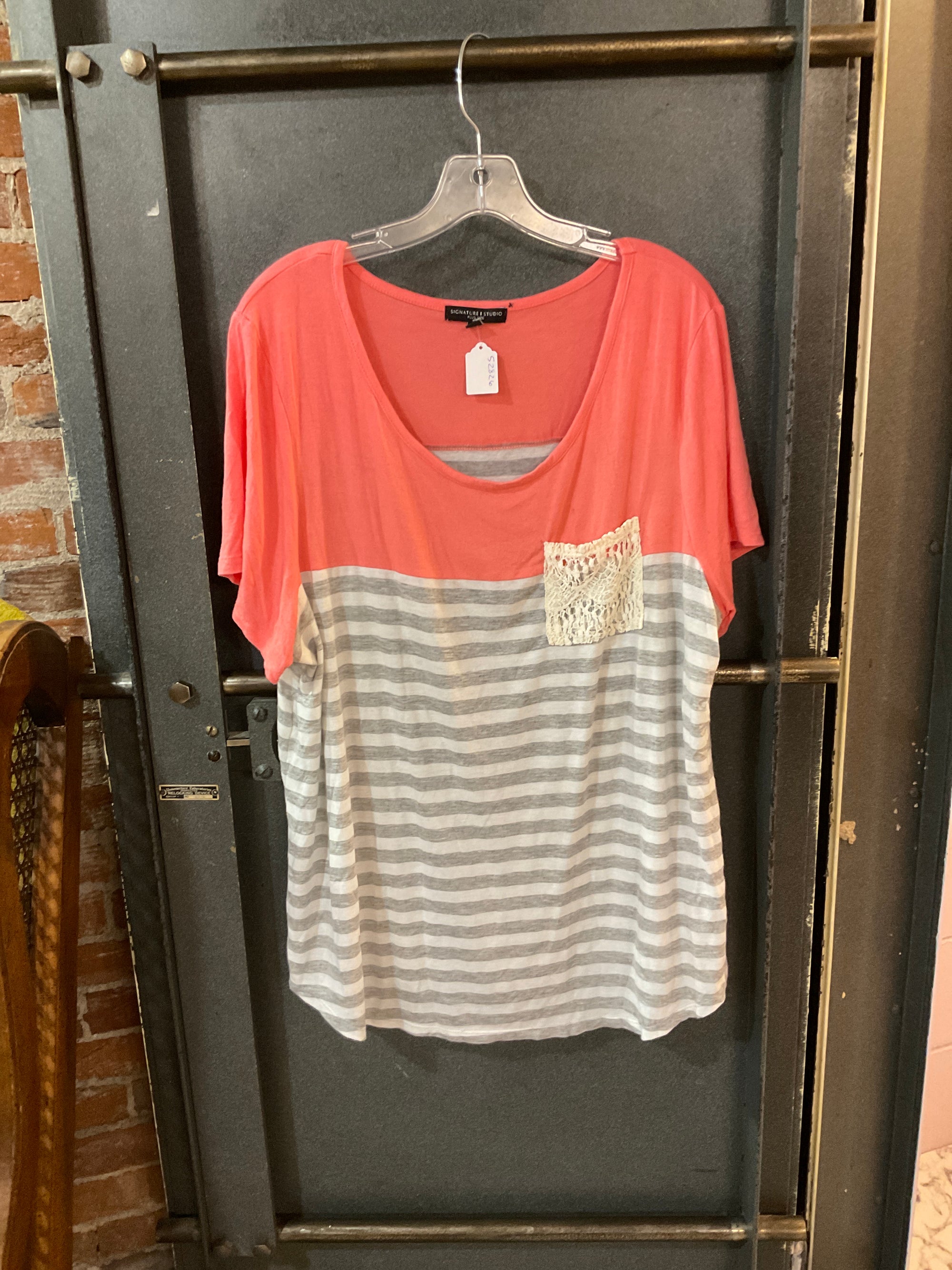 GRAY STRIPE SIGNATURE STUDIO SHORT SLEEVE SHIRT 1X