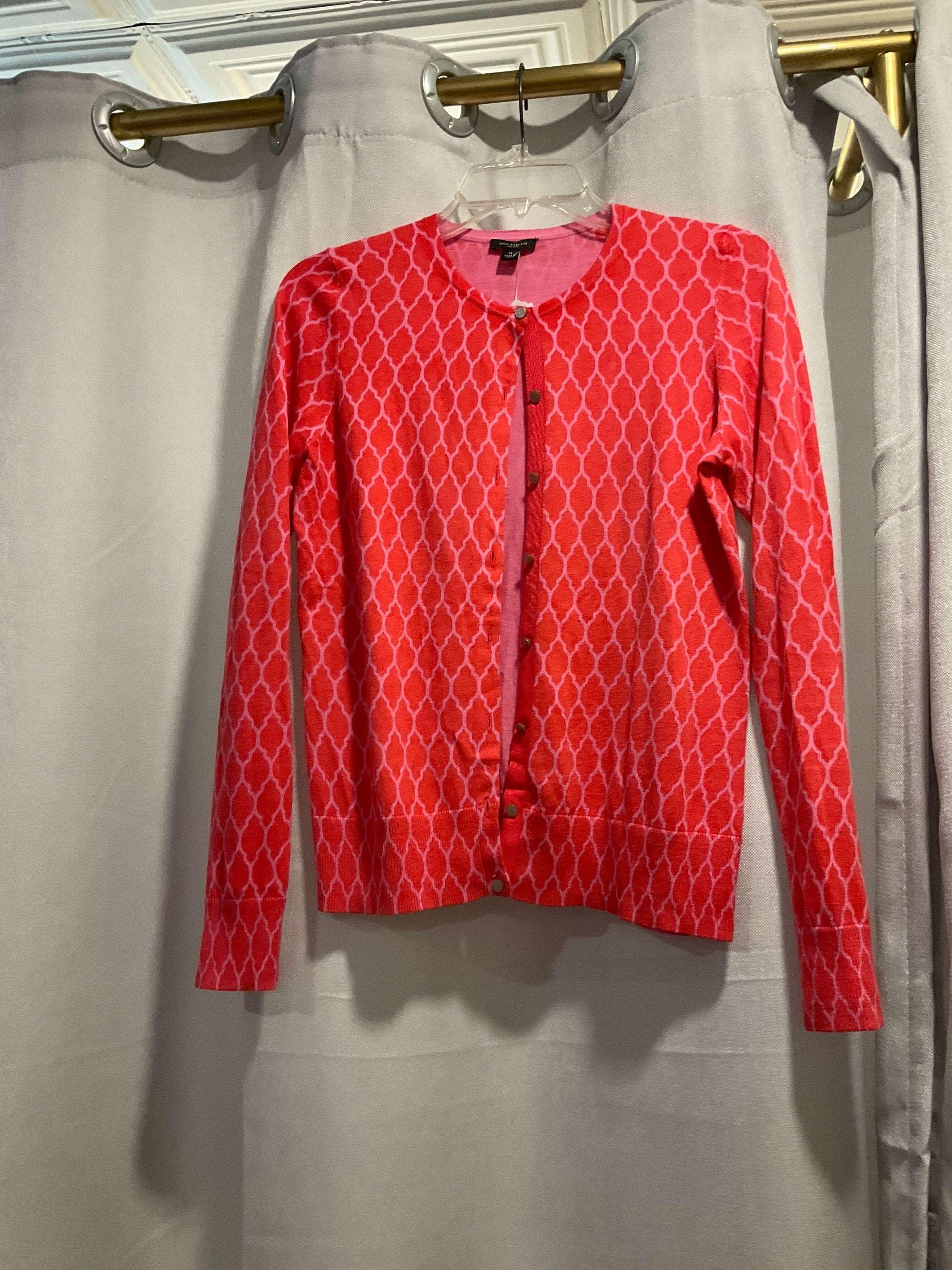 PINK PATTERN ANN TAYLOR CARDIGAN M