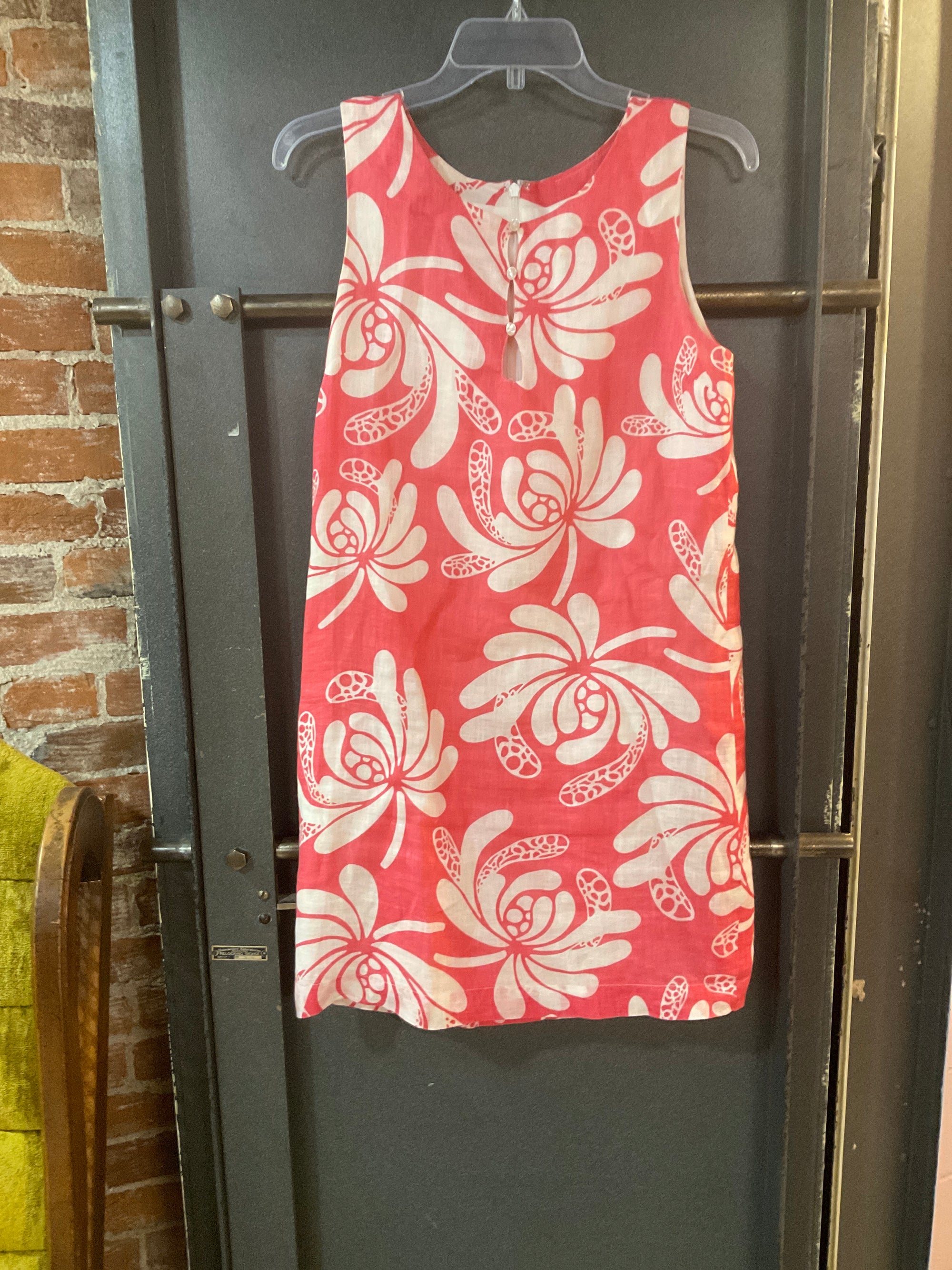 PINK/WHITE FLORAL ISLAND COMPANY DRESS M