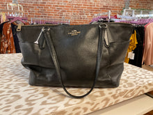 Load image into Gallery viewer, {{Client Code}} BLACK COACH TOTE BAG, NA
