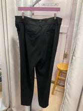 Load image into Gallery viewer, {{Client Code}} BLACK LAURA ASHLEY JEANS, 12
