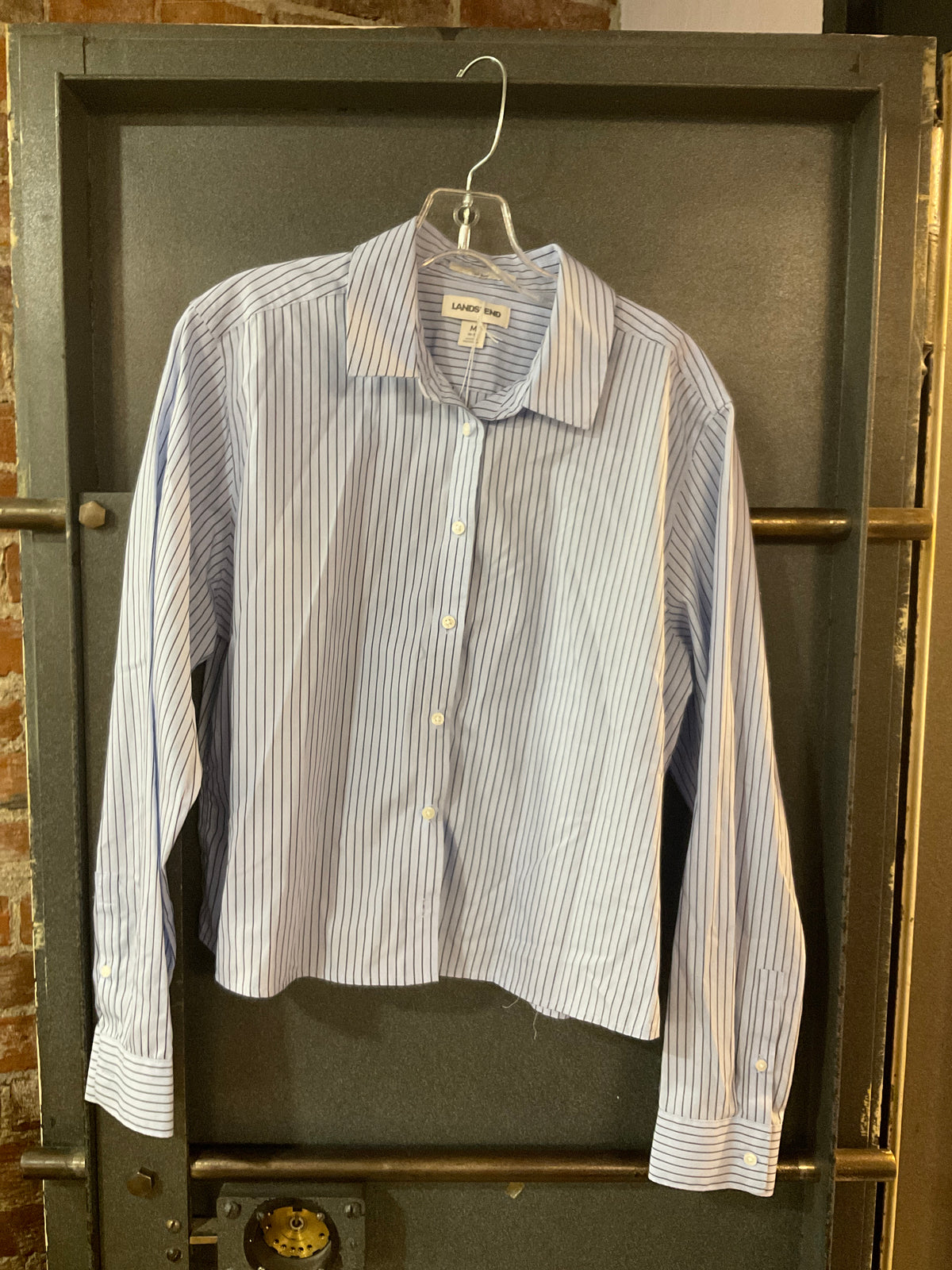 BLUE STRIPPED LANDS END BLUE AND BLACK STRIPED LONG SLEEVE COLLARED SHIRT M