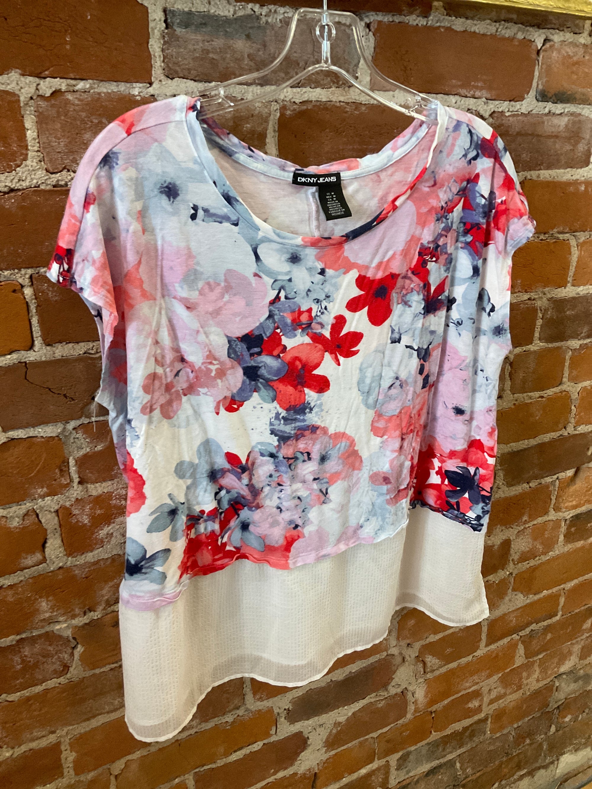 MULTI DKNY SHORT SLEEVE SHIRT M