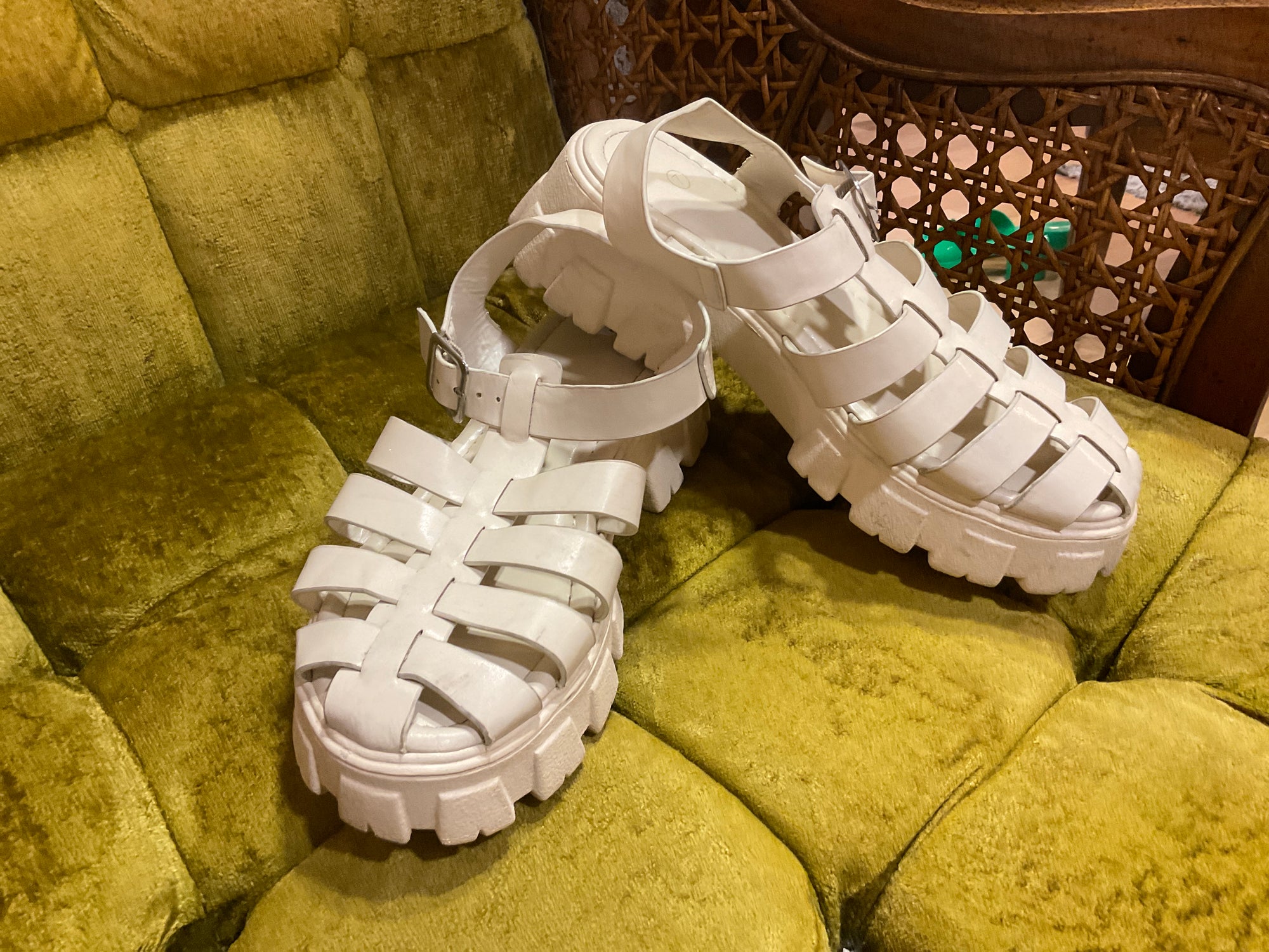 CREAM UNKNOWN PLATFORM WEDGE 7