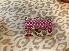 Load image into Gallery viewer, {{ClientCode}} PINK MULTI VERA BRADLEY WALLET
