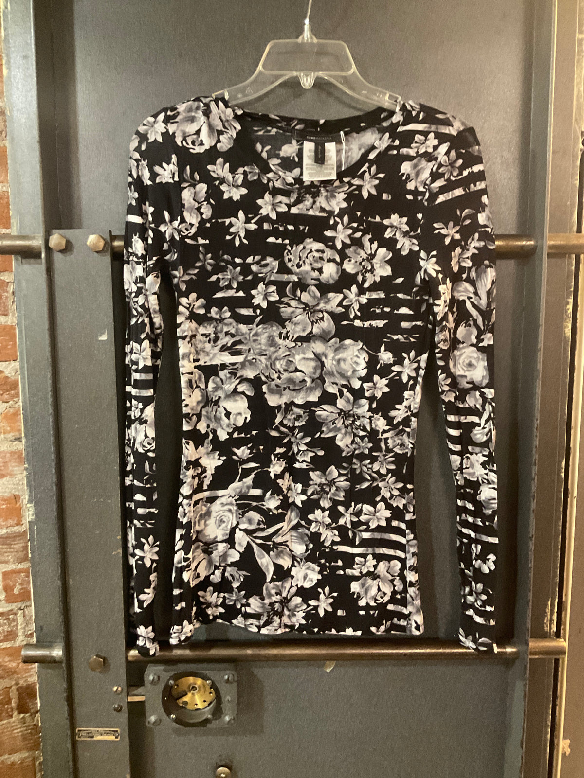 FLORAL BCBG LONG SLEEVE SHIRT M