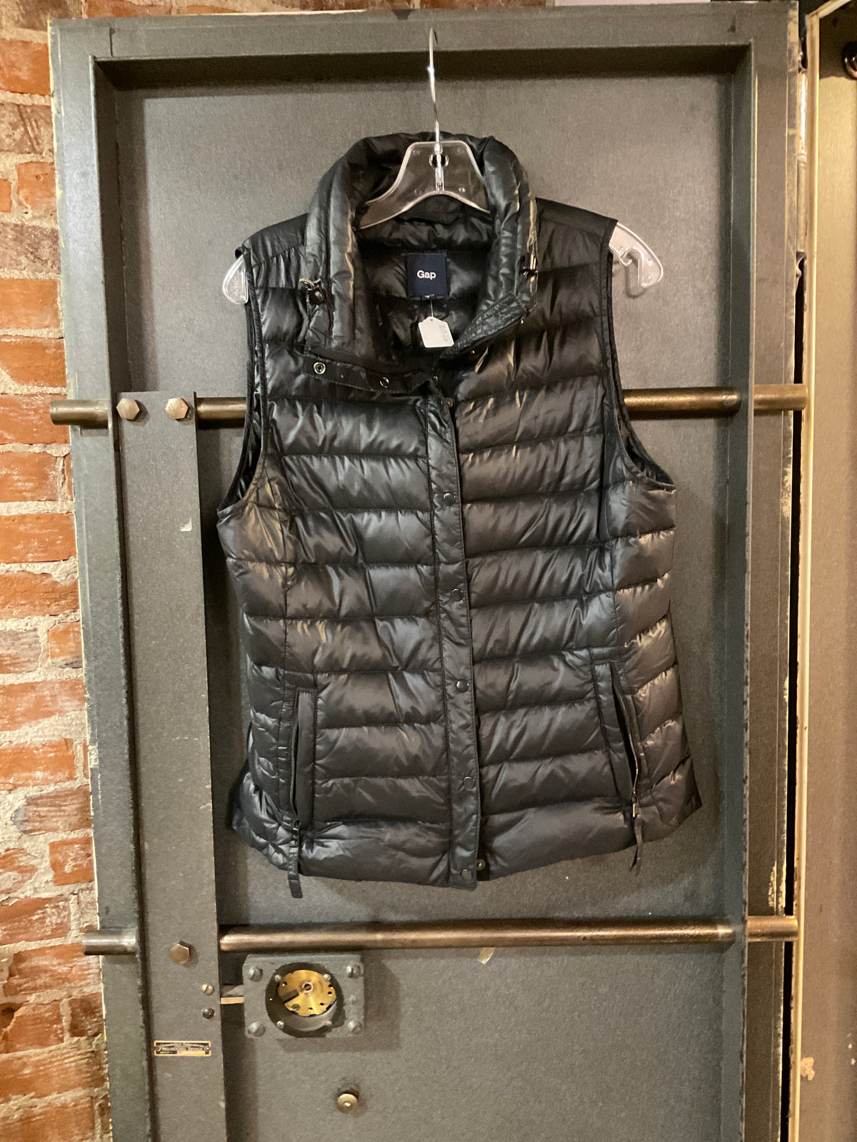 BLACK GAP VEST M