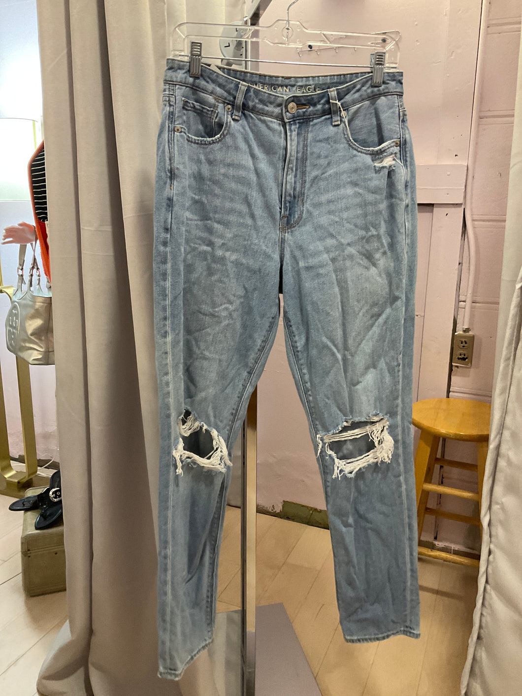 {{ClientCode}} LIGHT DENIM American Eagle JEANS, 10L