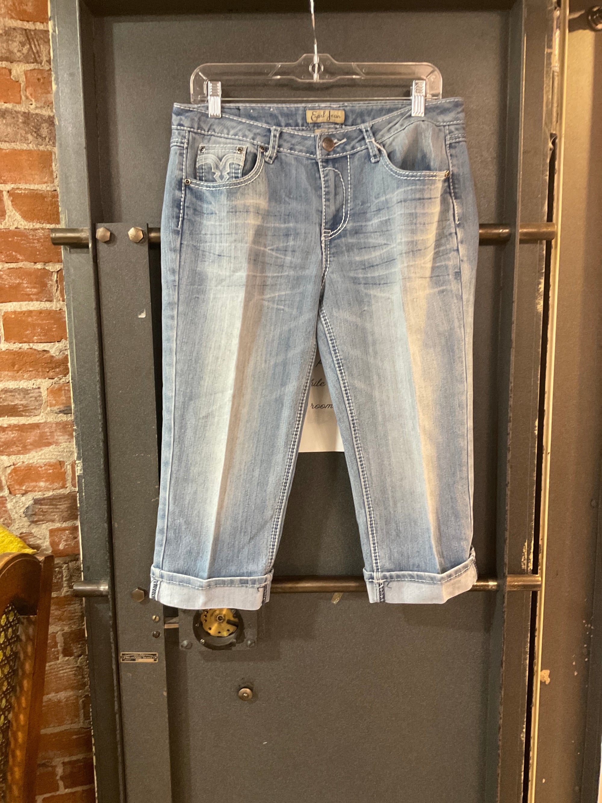 LIGHT WASH EARL JEAN Capri 8