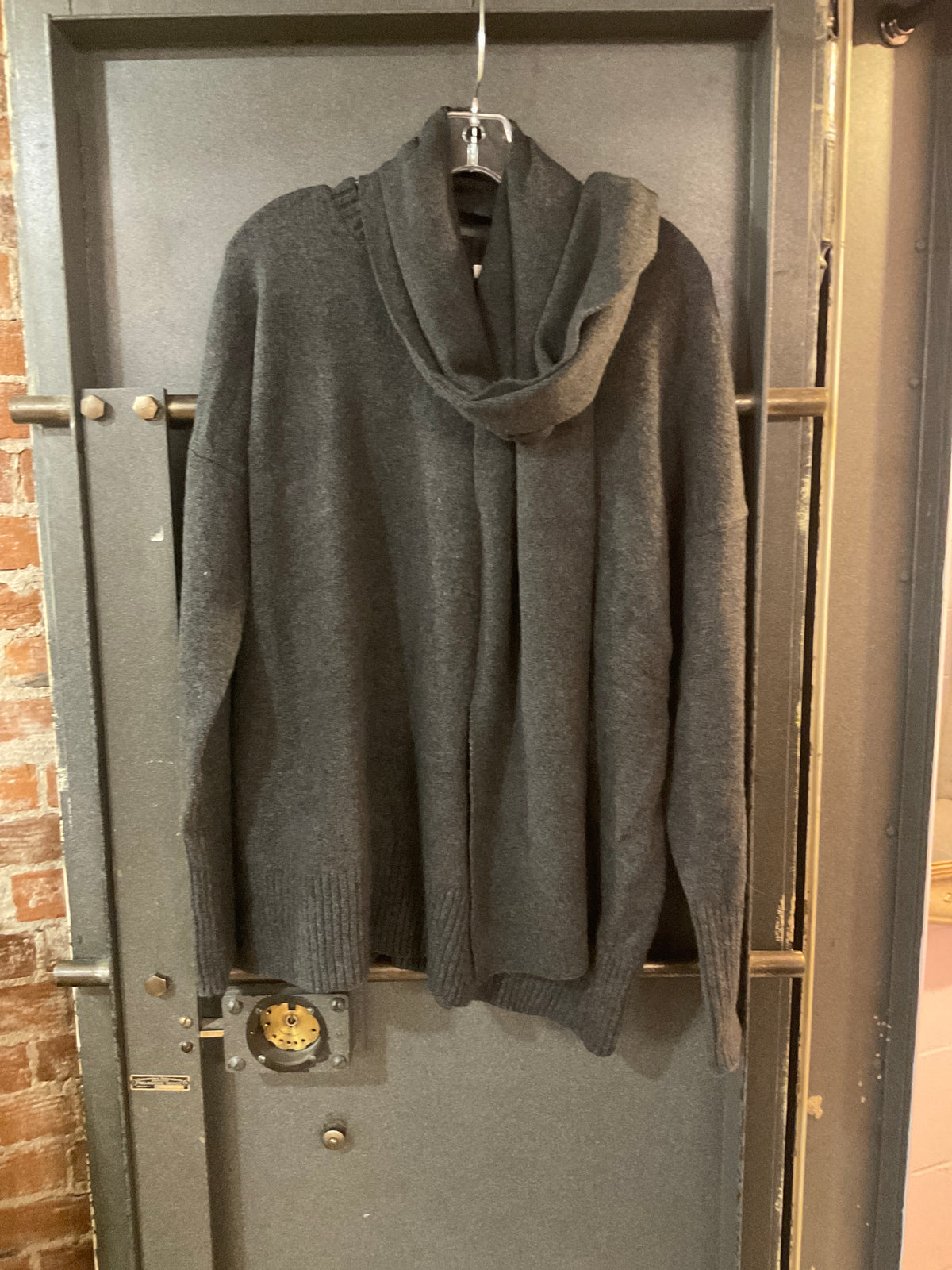 GREY J JILL SWEATER AND SCARF L