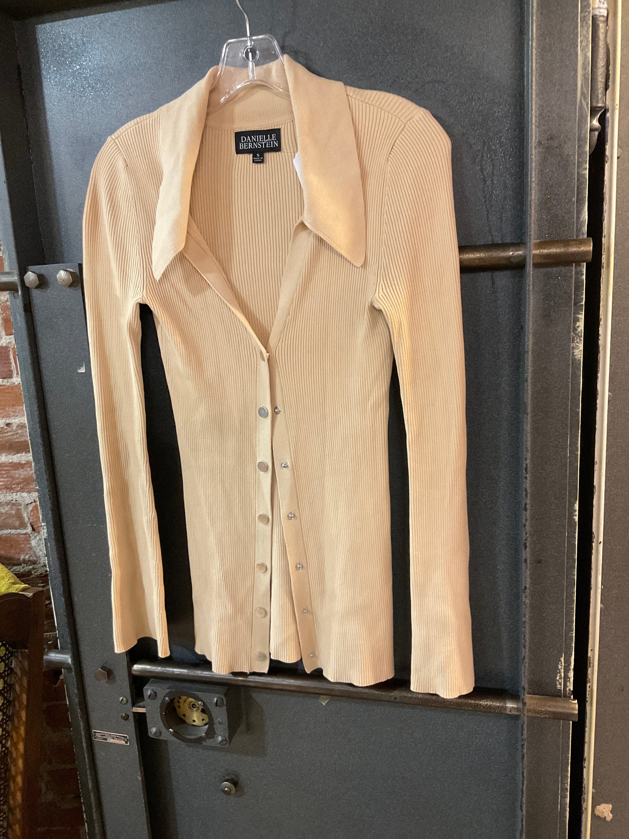 TAN Danielle Bernstein LONG SLEEVE SHIRT S