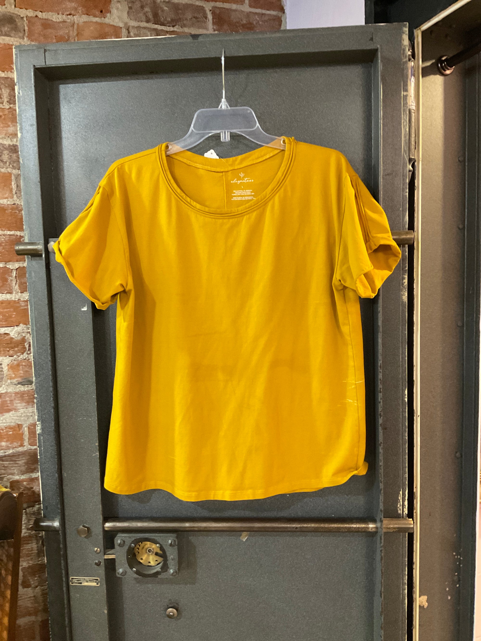 MUSTARD ELEGANTEES SHORT SLEEVE SHIRT L