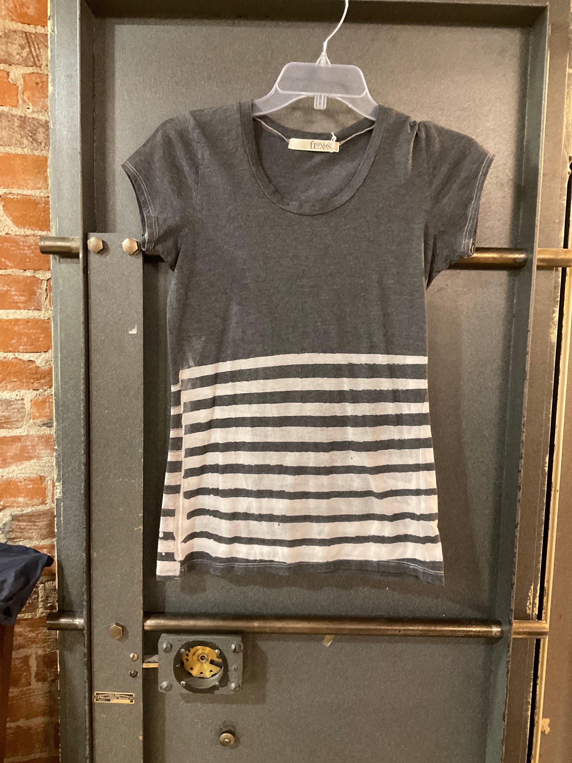 Gray patterned Fluxus SHORT SLEEVE SHIRT S