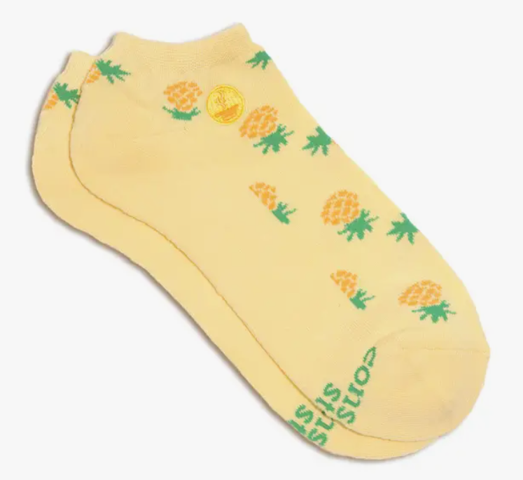 Conscious Step - Socks that Provide Meals - Pineapples - Ankle