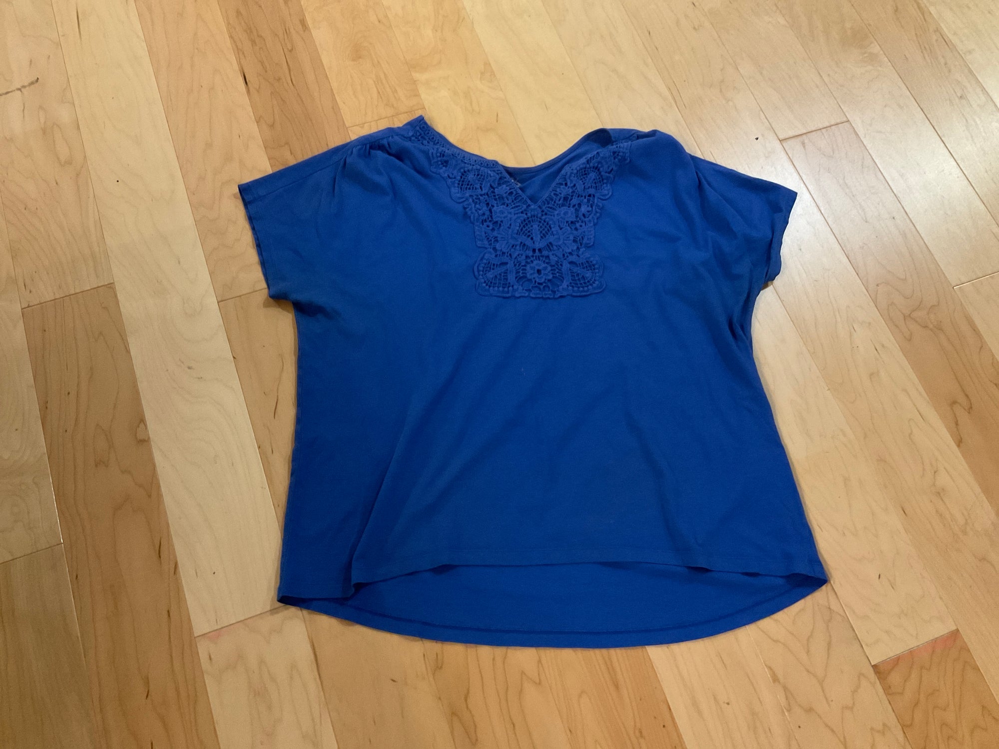 BLUE ST JOHNS BAY SHORT SLEEVE SHIRT 2X