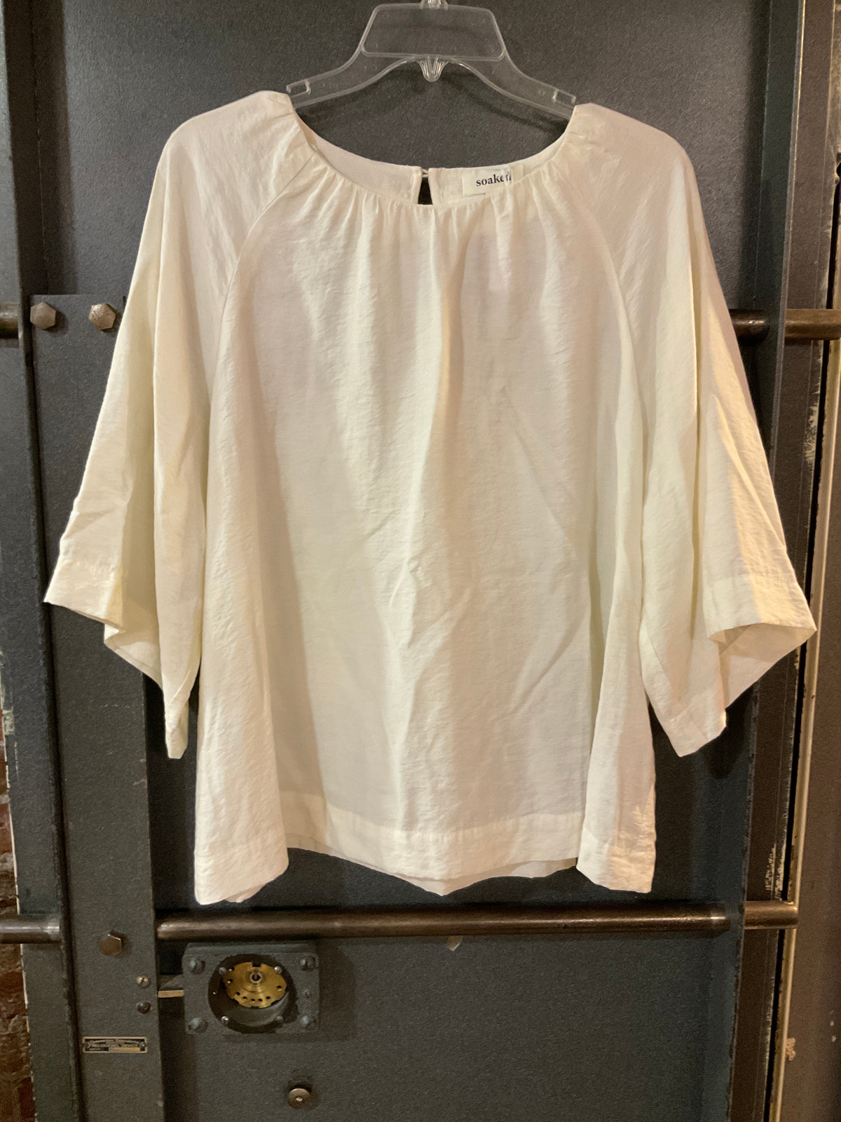 TAN SOAKED EXCELLENT CONDITION  LONG SLEEVE XL