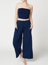 Load image into Gallery viewer, Bamboo Wide Leg Ankle Pant
