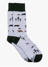 Load image into Gallery viewer, Conscious Step - Socks that Protect Bears - National Park Collection
