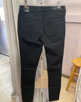 {{ClientCode}} BLACK EXPRESS JEANS, 2