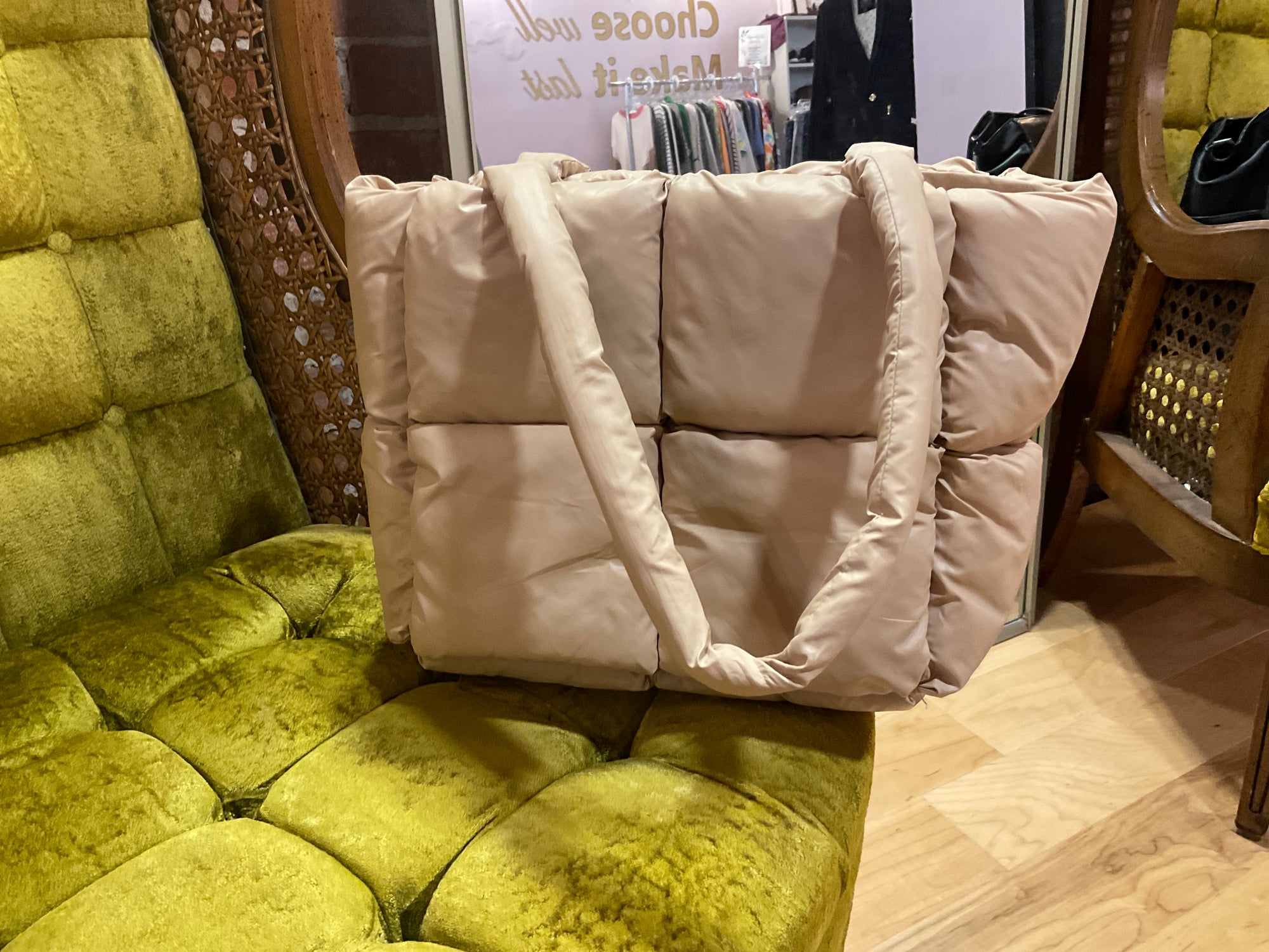 TAN UNKNOWN BAG