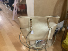 Load image into Gallery viewer, {{ClientCode}} GOLD CALVIN KLEIN TOTE
