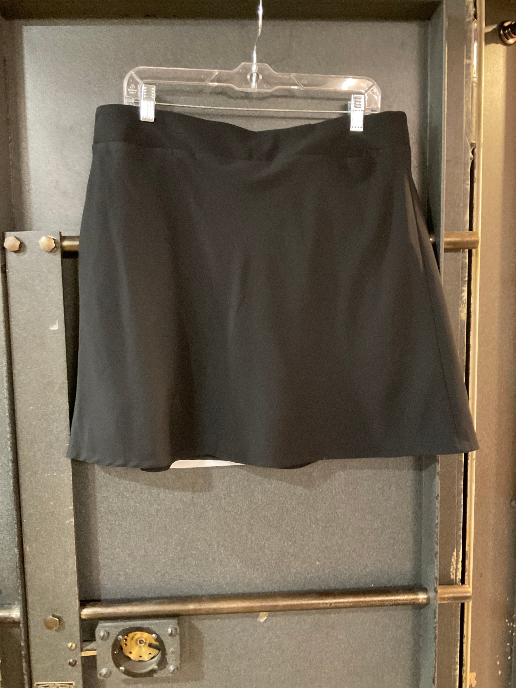 BLACK CROFT &amp; BORROW SKIRT L