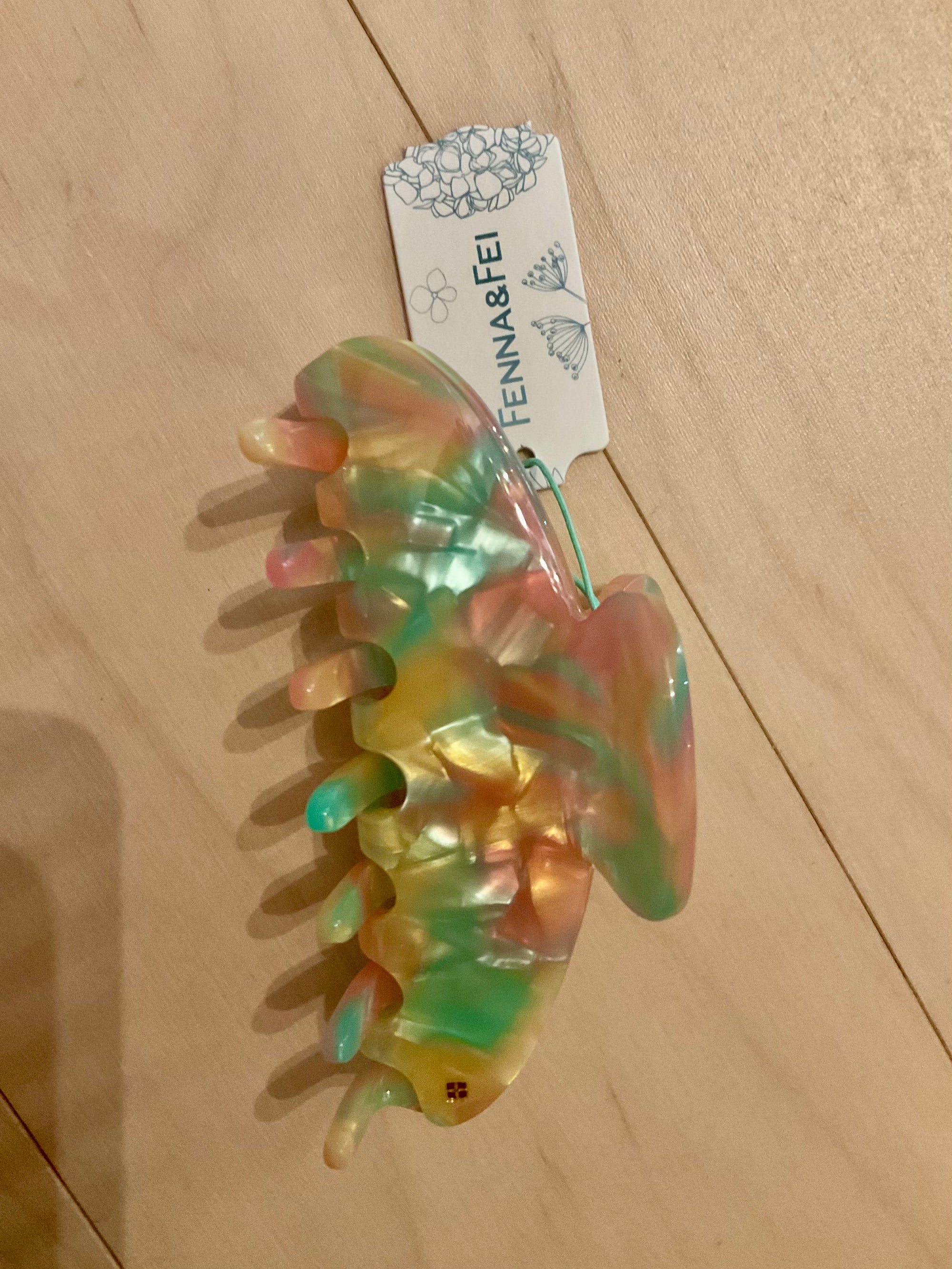 Fenna &amp; Fei large acetate claw hair clip