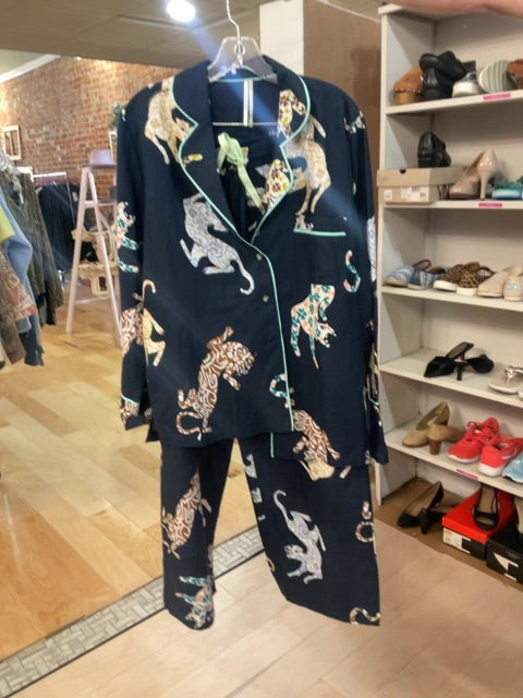 {{ClientCode}} NAVY/MULTI LEOPARD ANTHROPOLOGIE PAJAMA SET, M