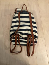 Load image into Gallery viewer, {{ClientCode}} BLU/WHT STRIPE G H BASS BACKPACK PURSE
