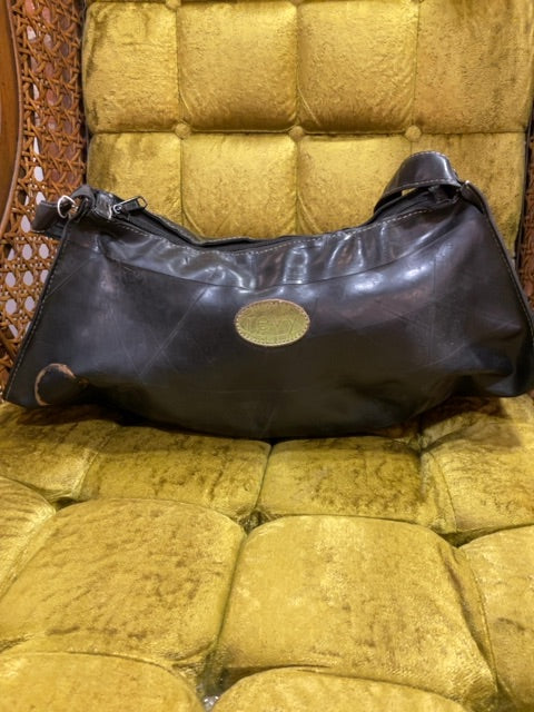BLACK REVY PURSE NA