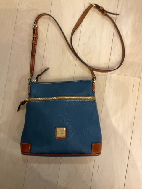 {{ClientCode}} TEAL DOONEY & BOURKE CROSSBODY PURSE