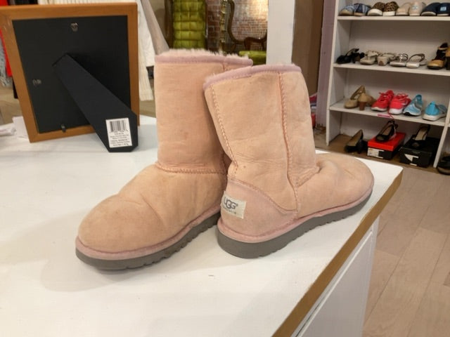 {{ClientCode}} PINK UGG BOOTIE, 5