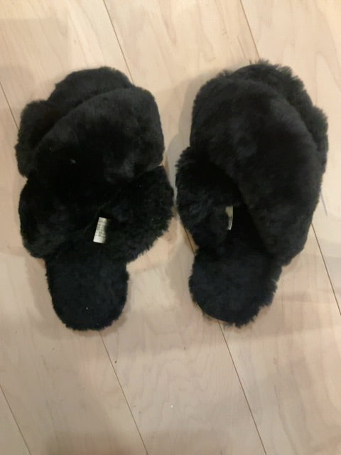 {{ClientCode}} BLACK EMU AUSTRALIA FUZZY SLIPPERS, 8