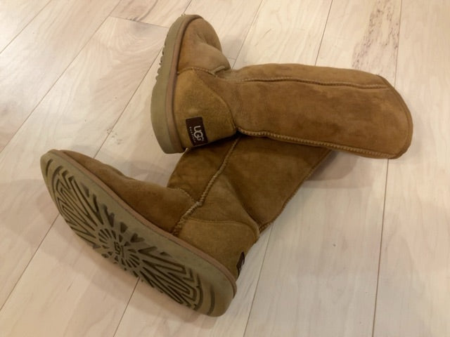 {{ClientCode}} BROWN UGG BOOTS, 6